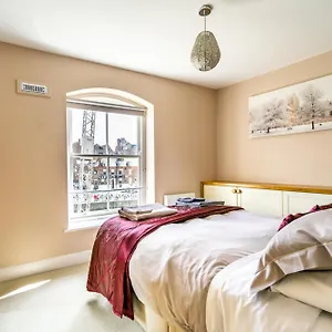  Apartment 30 Woodsmill Quay United Kingdom